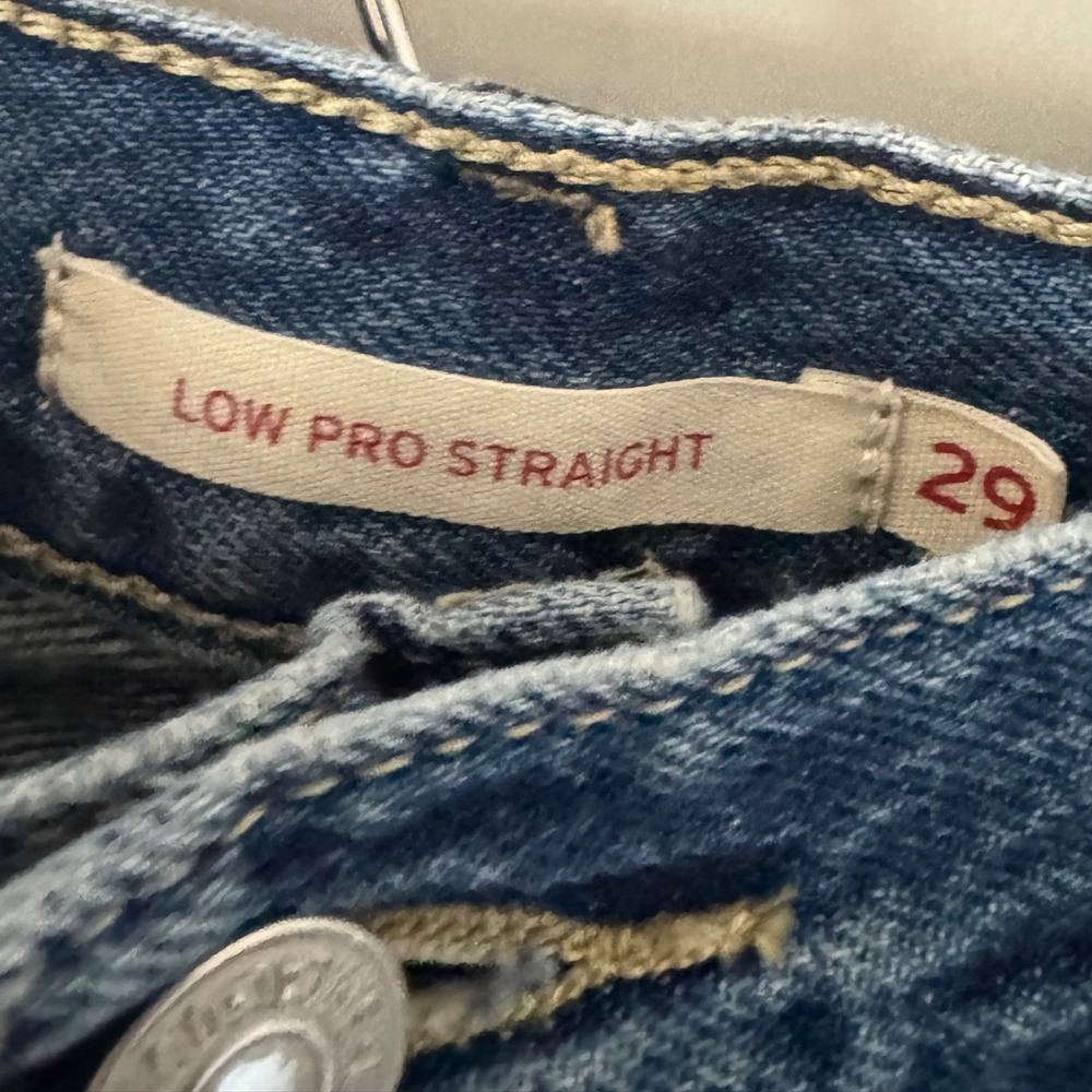 Levis sz 29 Women Blue Low Pro Straight Leg Dark Denim Distressed Baggy Jeans - Picture 6 of 15